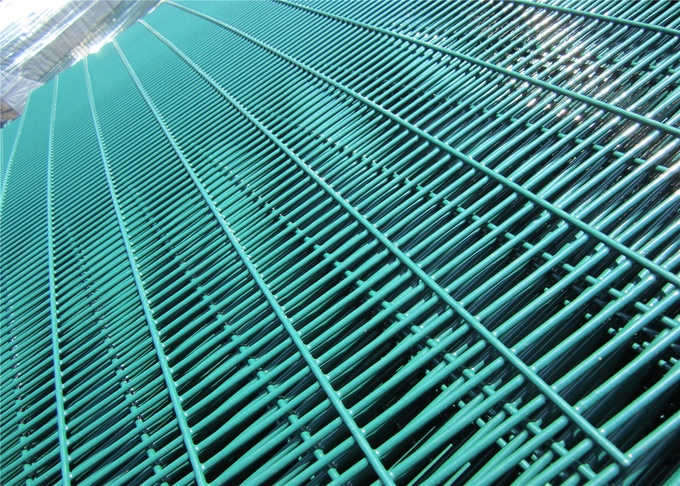 High Security Wire Fence with Wall Spikes On the top of 358 clearvu fencing panels 7