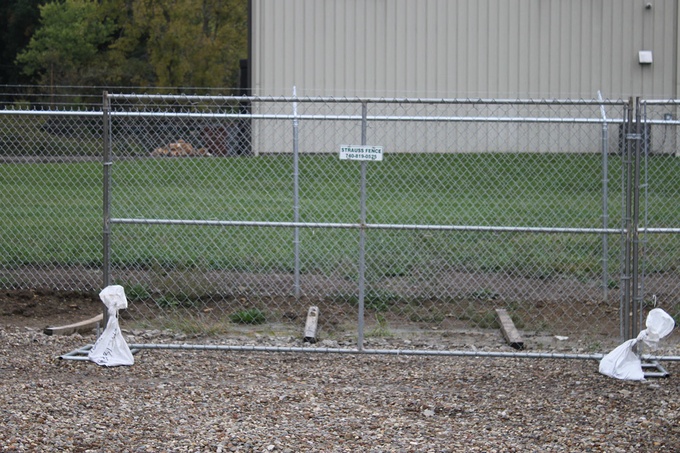 6'x12' chain link fence panels construction security 1⅝"(41.2mm) x1.8mm/15ga hdg to be 1oz/ft2 1.2oz/ft2 1.8oz/ft2 2.0oz 1