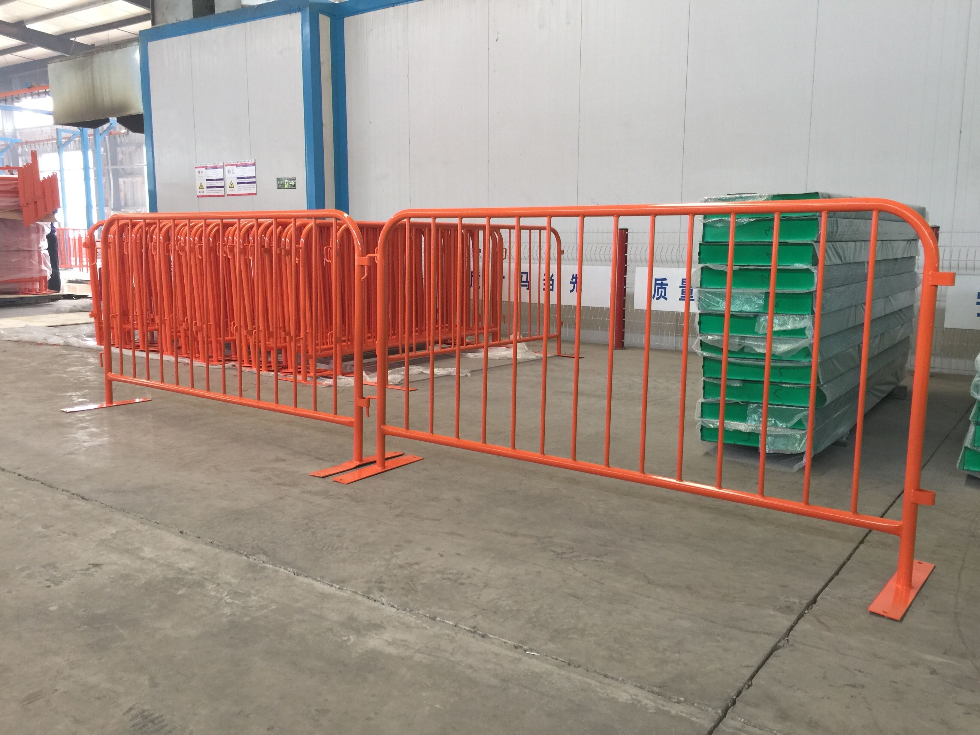 1100mm x 2200mm crowd Control Barriers For Event Weight 18kg Outer Frame 25mm upright 20mm 2